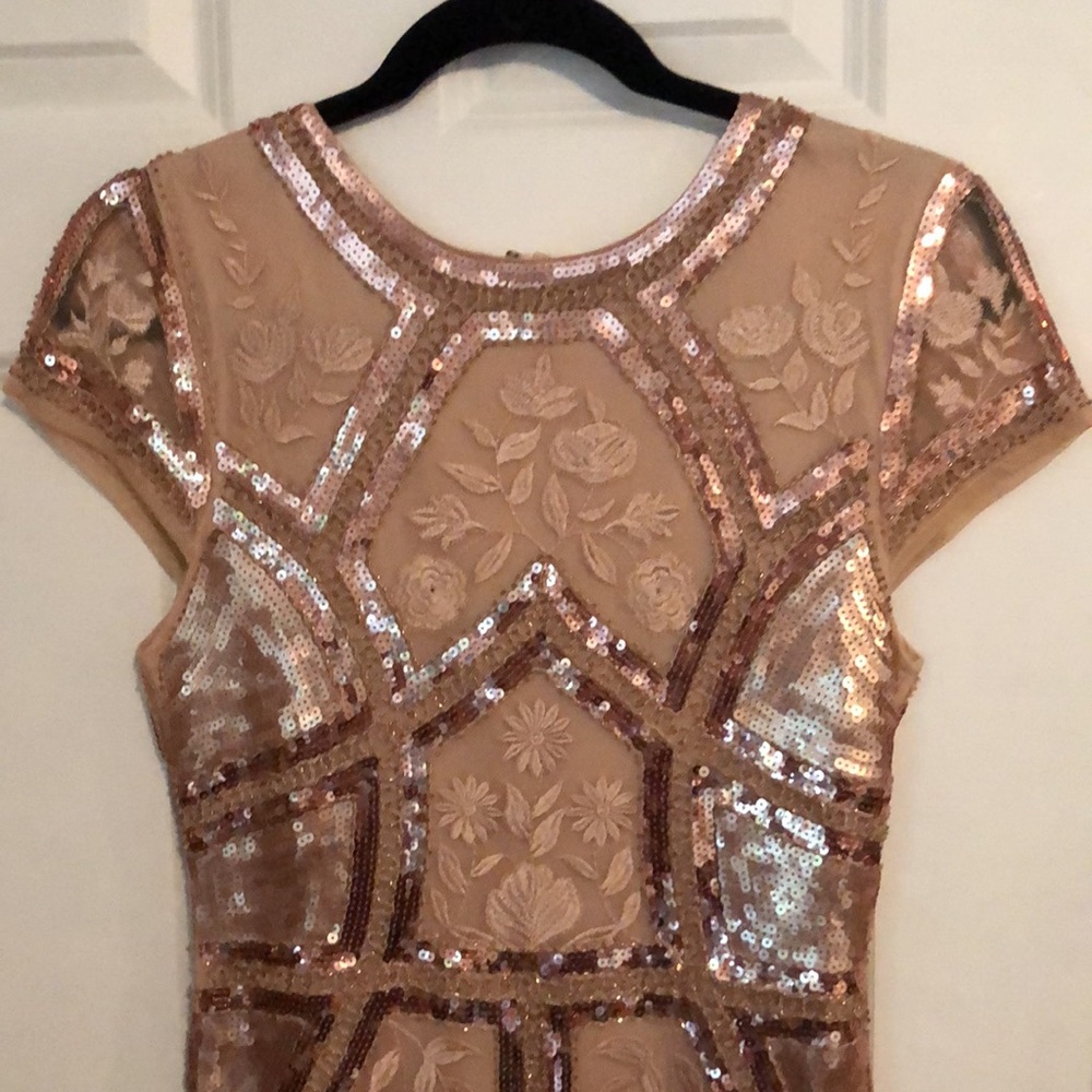 Rose gold sequined dress sz M